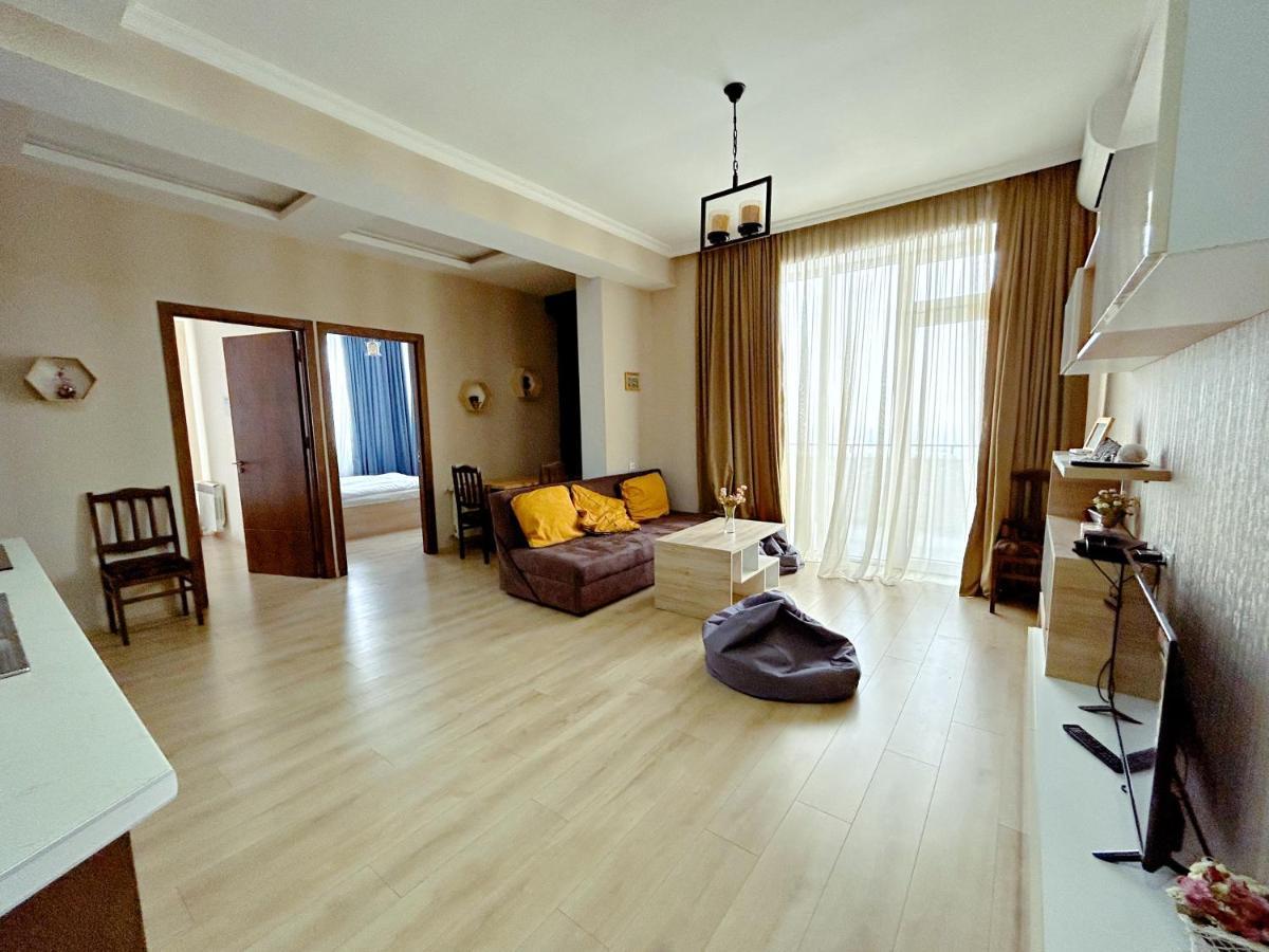 Vazi Aparthotel Тбілісі Екстер'єр фото
