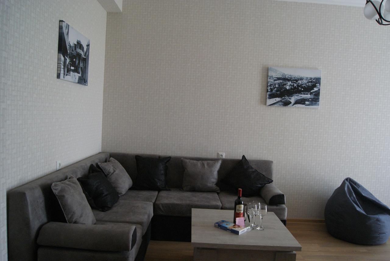 Vazi Aparthotel Тбілісі Екстер'єр фото