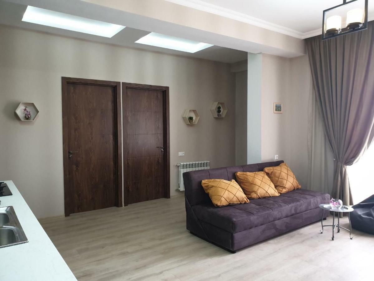 Vazi Aparthotel Тбілісі Екстер'єр фото