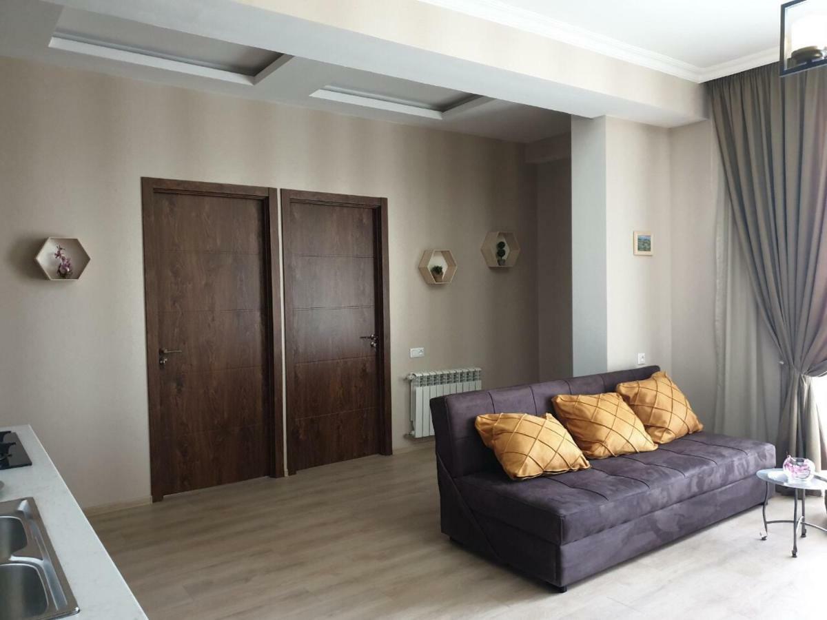 Vazi Aparthotel Тбілісі Екстер'єр фото